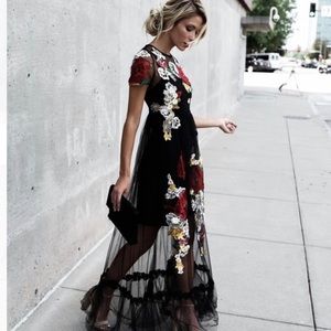 NWT Stunning Floral Sheer Overlay Dress